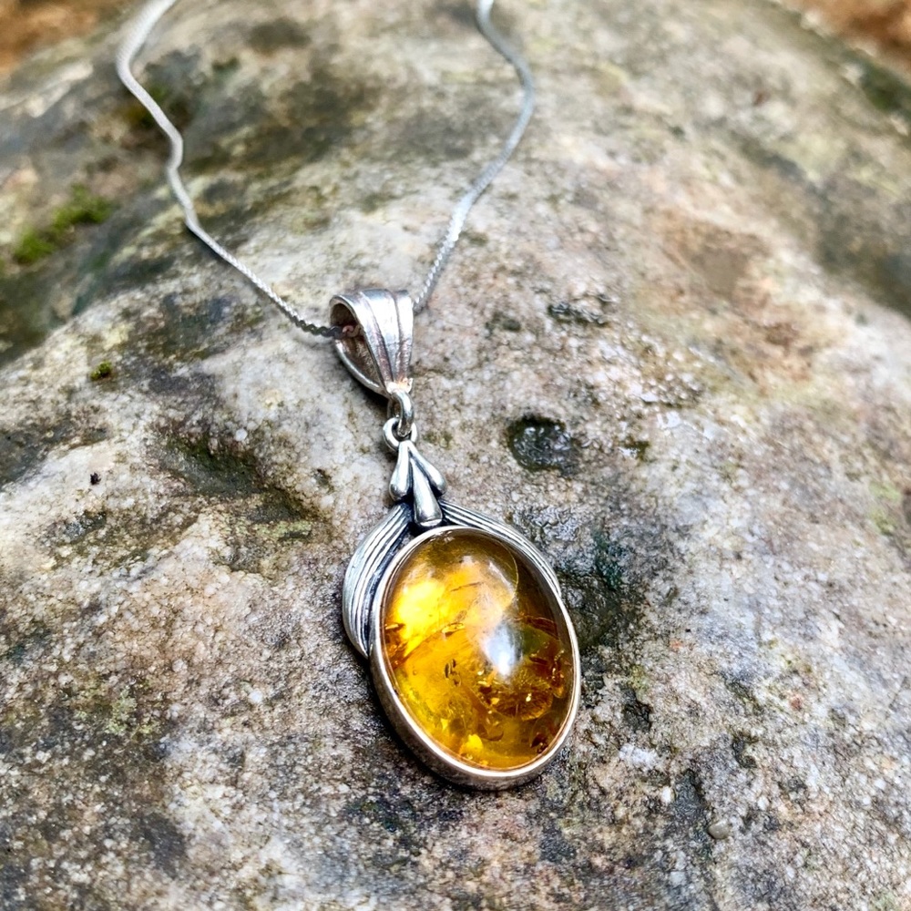 GORGEOUS Baltic Amber Sterling Silver Necklace